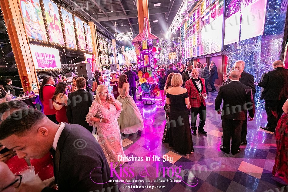 Party Pic Photographer 3 Christmas in the Sky Kevin Beasley