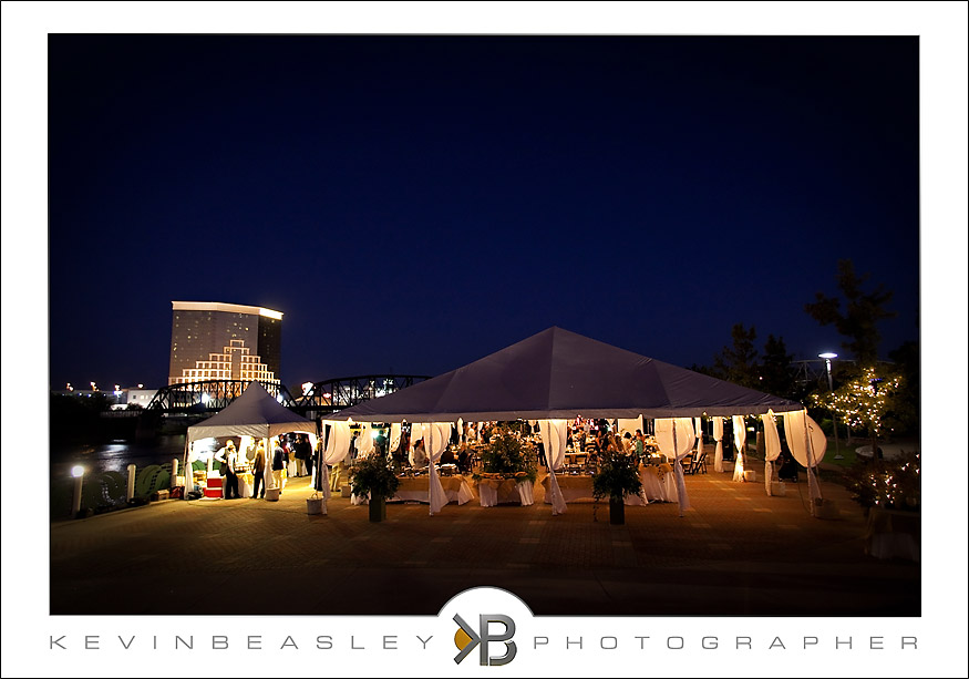 Shreveport-wedding-photographer,Pelican-tents-and-events,Kevin-Beasley,Barnwell-Center,Amazing-louisiana-weddings_030