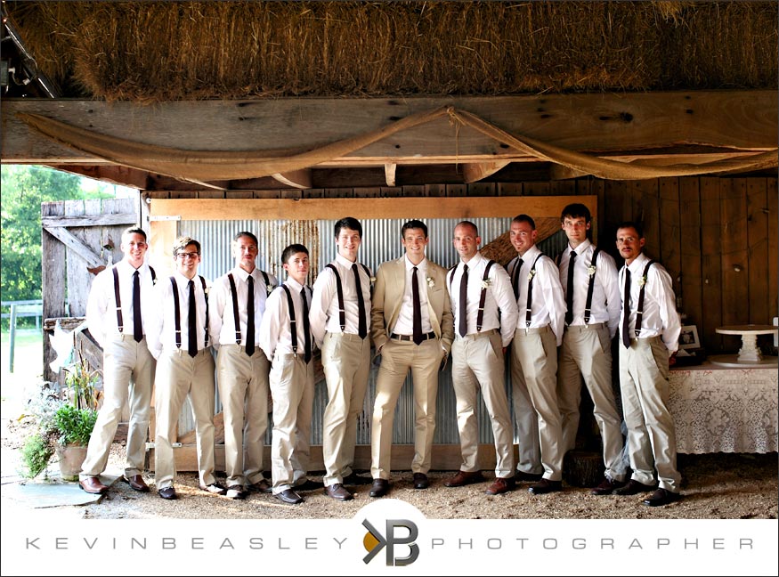 2086,Chattanooga-Tennessee-wedding-photogarpher,Barn-at-High-Point-Farms,Flintstone,Georgia,farm-weddings