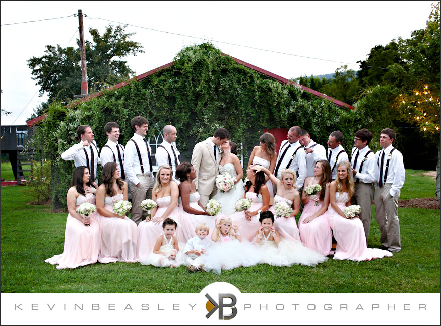 2480,Chattanooga-Tennessee-wedding-photogarpher,Barn-at-High-Point-Farms,Flintstone,Georgia,farm-weddings